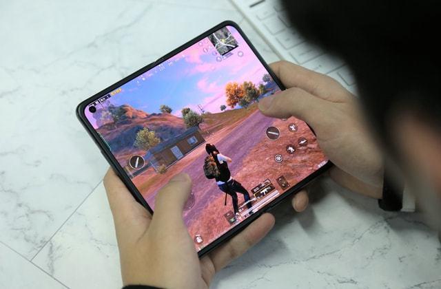 玩家心声：我为何选择或抵制和平精英辅助软件